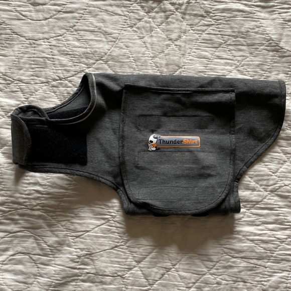 Thundershirt for Dogs - Picture 2 of 14